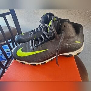Boys Nike Alpha Cleats - Black and Neon Yellow Size 4